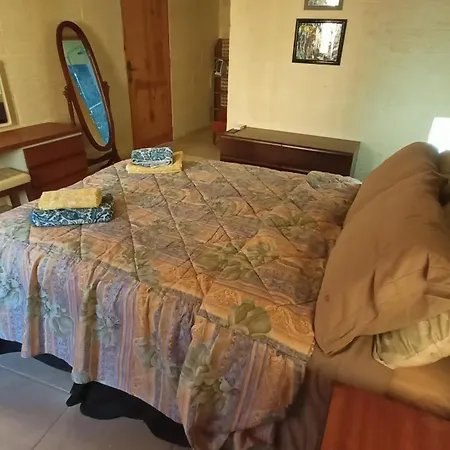 Arthome - Guest Apartament *